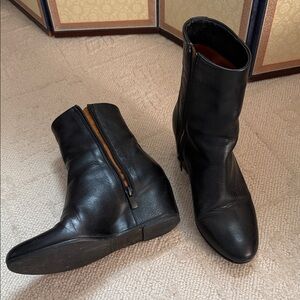 Vince Black Leather Side-Zip Boots Hidden Platform 6.5